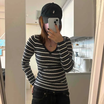 Semi-marine striped ribbed V-neck T-shirt