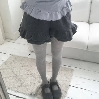 Fleece frill shorts