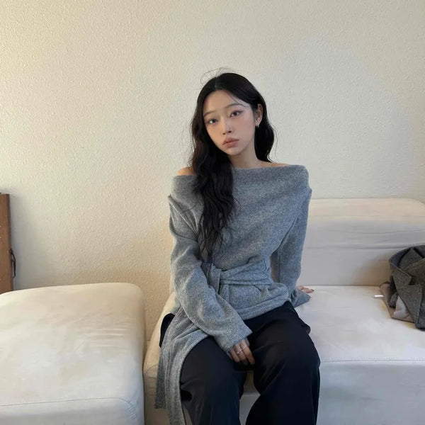 Days Off-Shoulder Tie Long Sleeve T-Shirt