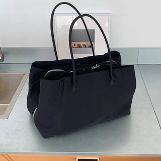 Maximum Storage! Nylon Shoulder Bag