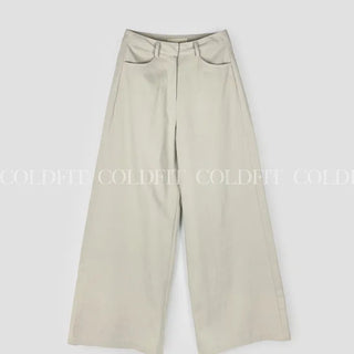 Flat wide pants