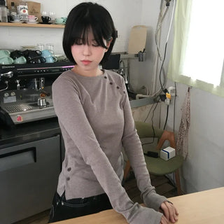 Asymmetrical diagonal button t-shirt