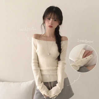 Slim Fit that covers the back of the hands, Ribbed Boat Neck Raglan Off-Shoulder Sleeve Button Slit Delicate Fit Long Sleeve Knit