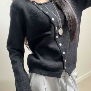 Slim Fit Round Neck Diagonal Knit Cardigan