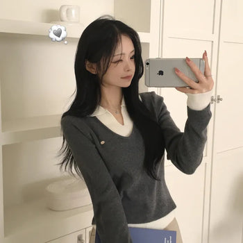 Slim fit covering the back of the hand, all-in-one one-in-one collar layered pendant semi-cropped long sleeve knit