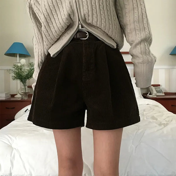 Clay Corduroy Pintuck Shorts