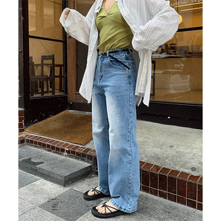 loose straight denim