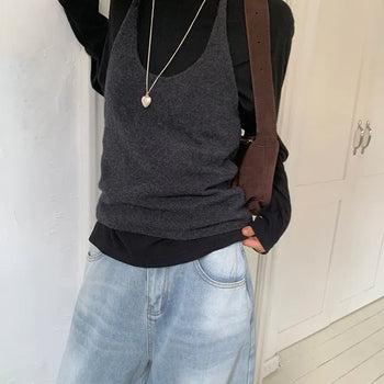 Mareo Wool Hold-neck Knit Sleeveless
