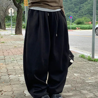 Seri Pintuck Wide Training Pants