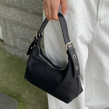 Ar eyelet leather shoulder bag