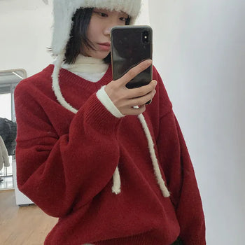 Anev Loose Fit V-Neck Knit