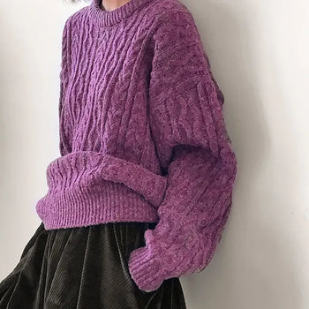 Nerua Loose Fit Round Neck Cable Knit