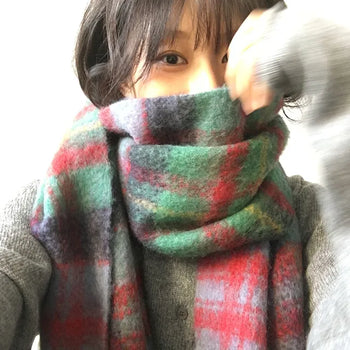 Mitteron Wool Check Sculpting Scarf
