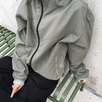 *Unisex* Diagonal Fingerhole Windbreaker