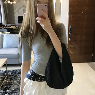 slim u-neck tee