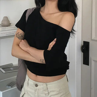 Soy Loose Asymmetrical Off-Shoulder Short Sleeve