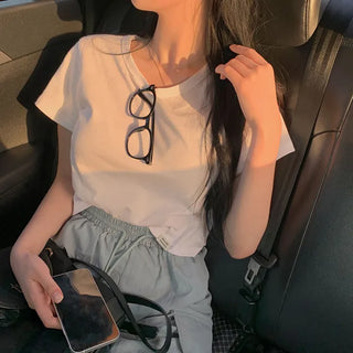 Sturdy Daily Label Semi-Crop Short Sleeve T-shirt