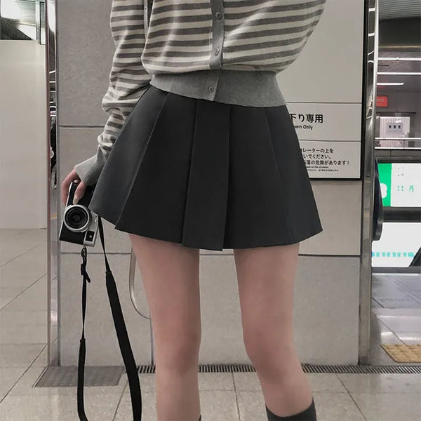Loose A-line Angle Pleated Skirt