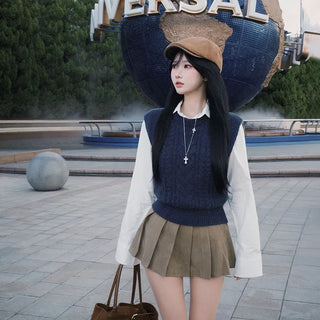 Beni Cable Knit Round Neck Vest