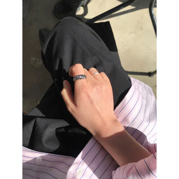 Croissant open ring