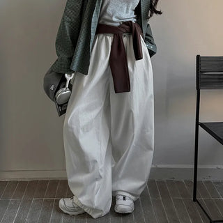 Reagan Curved Pintuck Balloon Pants