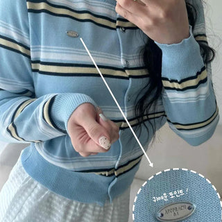 Line Stripe Metal Brooch Round Neck Short Cardigan