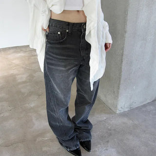 VINTAGE CURVED JEANS