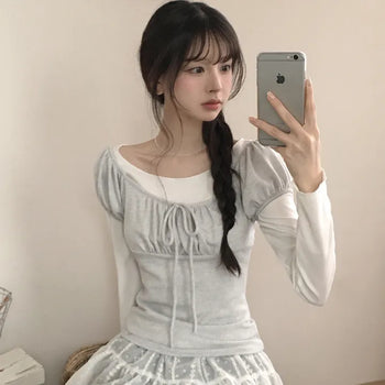 Full of cuteness, Fine ribbed U-neck shirred puff sleeve ribbon strap slim delicate fit all-in-one layered long-sleeve T-shirt