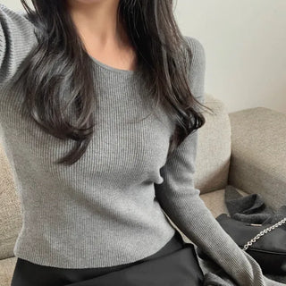 Ashton Cashmere Round Neck Slim Fit Ribbed Knit