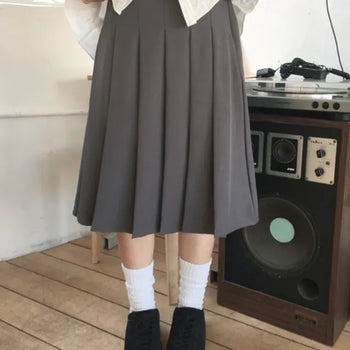 Salty pleated midi skirt