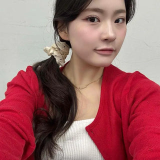Round Neck Dot Punching White Button Knit Cardigan