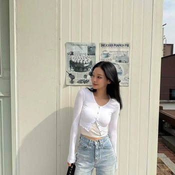U-Neck Frill Hem Slim Fit Short Knit Cardigan