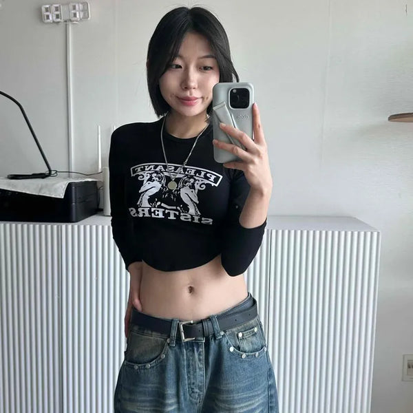 Lettering Graphic Loose Fit Round Neck Long Sleeve T-shirt