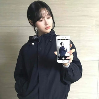 Loose-fit Check-lined Hooded Short Windbreaker
