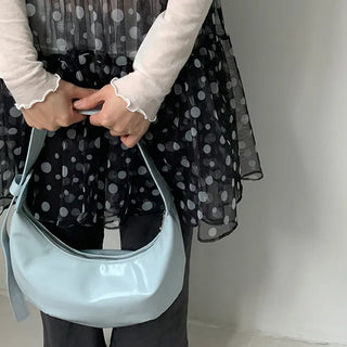 Freak Rounding Shoulder Bag