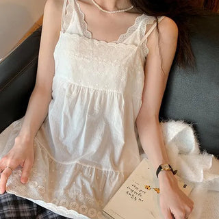 Jerry Lace Punching Flower Sleeveless Strap Top Vintage Frill Embroidery Innocent Shirring Tiered Sleeveless
