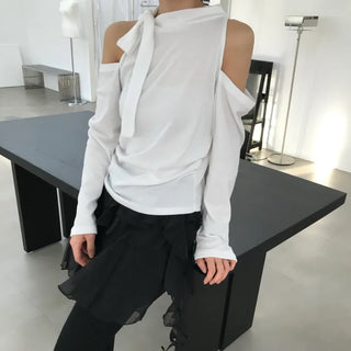 MOEVER TIE TEE