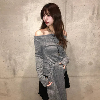OFF-SHOULDER TIE KNIT