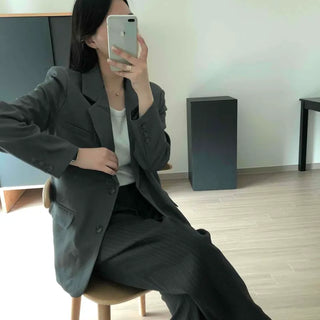 Short Two-Button Slim Lapel Tailored Jacket