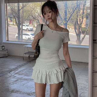 Nade One-Shoulder Short Sleeve T-shirt