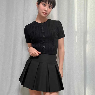 Slim Fit Short Round Neck Knit Cardigan