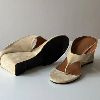 Leril's Wedge Heel Flip-flops [7CM]