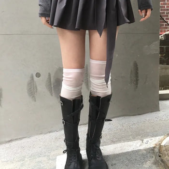 Color-blocked knee socks