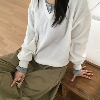 Daily V-neck Knit