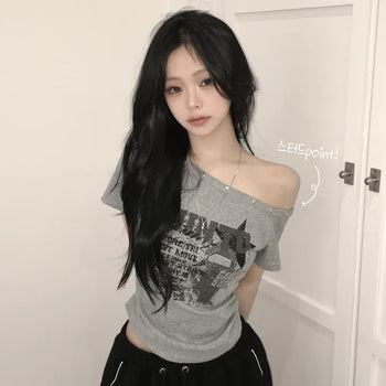Delicate~ Slim Fit, Studded One-Off-Shoulder Hip Mood Lettering Star Print Side Shirring Delicate Fit Short Sleeve T-shirt