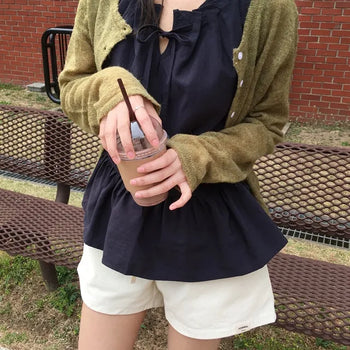 Bagel Frill Blouse