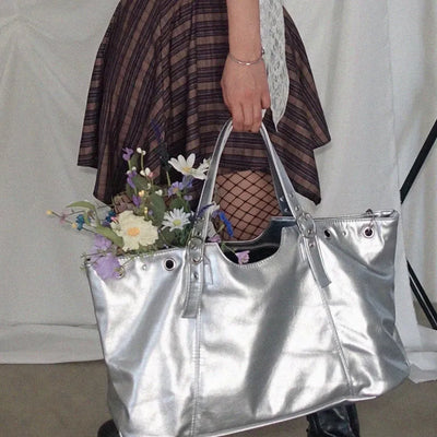 Glossy silver shoulder tote bag