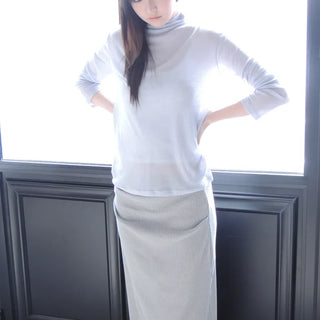 pale half neck tee  / pale half neck t-shirt