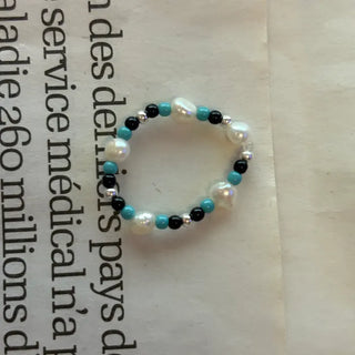 Freshwater Pearl Silver Ball Black Blue Bead Layered Banding Ring Urethane Chain
