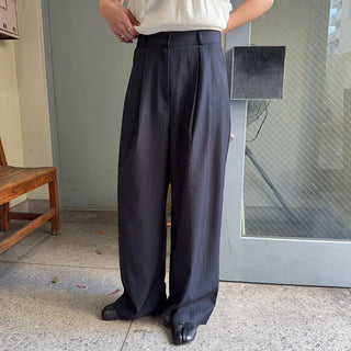 Leo Pintuck Stripe Wide Slacks Pants Autumn Wedding Guest Look Work Look